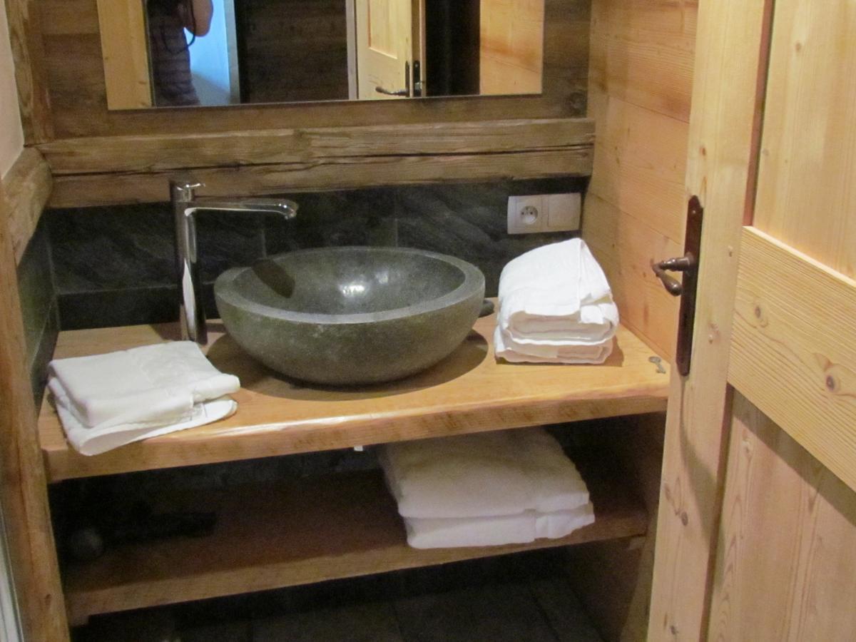Chez La Fine Bed and Breakfast Les Gets Buitenkant foto